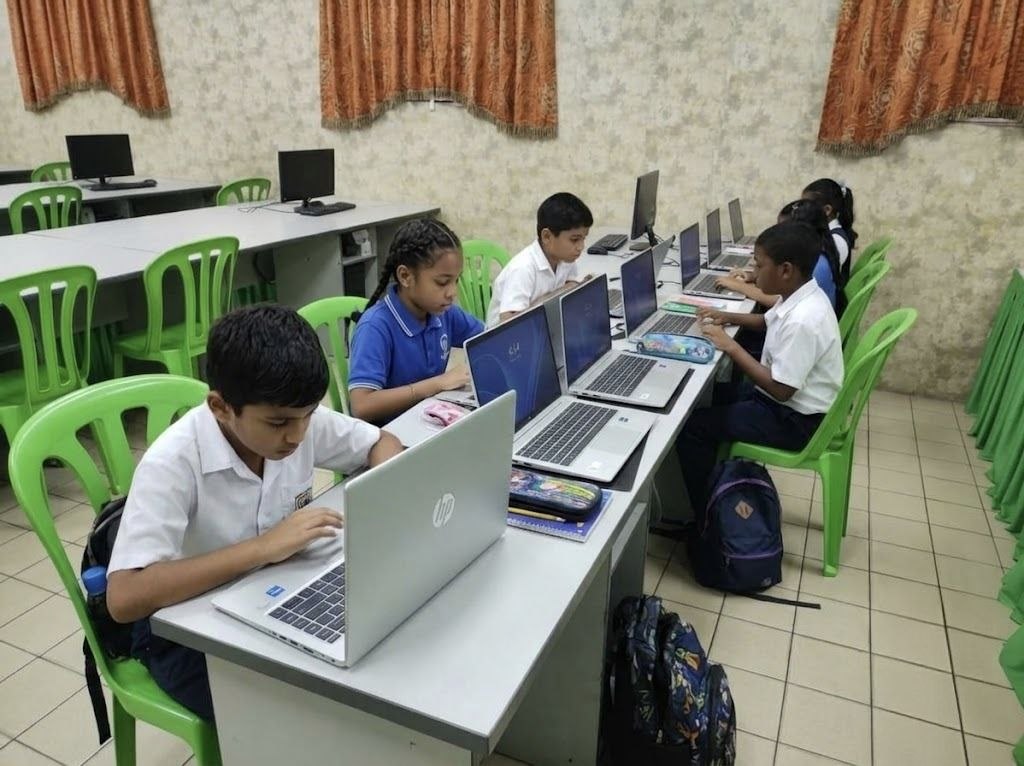 Tender Penyewaan Komputer Peribadi Secara Sewa Guna Untuk Sekolah KPM Zon 6 Sarawak - Project Thumbnail